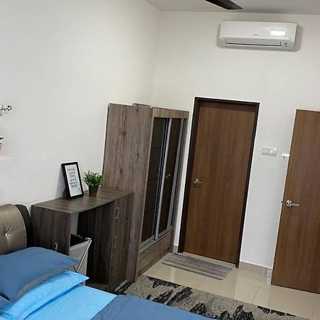 Family Stay, Sepang Klia, Free 2 Parking&Unifi エクステリア 写真