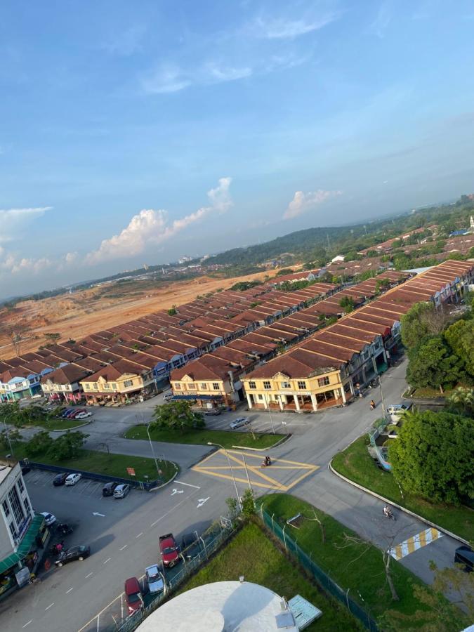 Family Stay, Sepang Klia, Free 2 Parking&Unifi エクステリア 写真